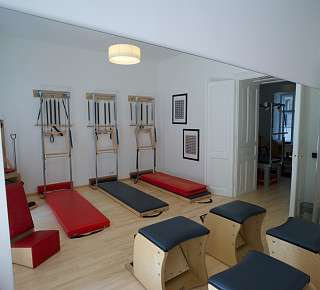 Pilates Geräte Wall Unit