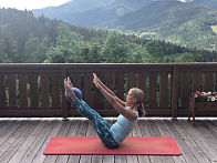 Pilates mit kleinem Ball